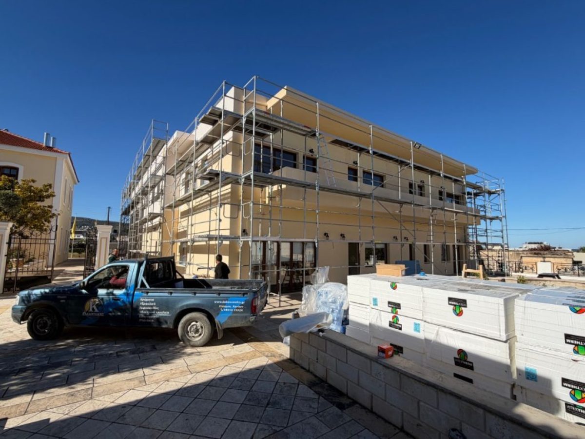 Αναβαθμίζεται ενεργειακά το Τσατσαρωνάκειο