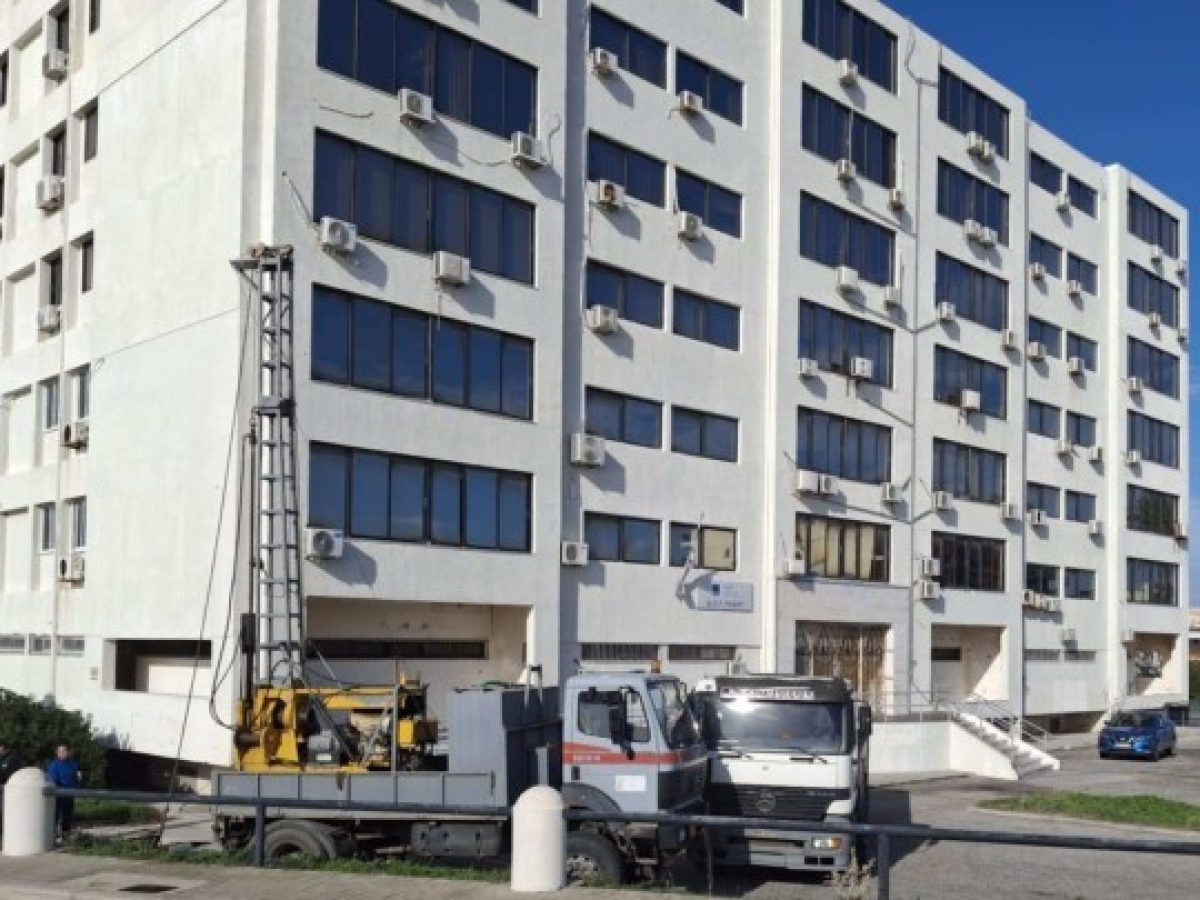 Ανοικτό το ενδεχόμενο να μεταστεγαστούν όλες οι υπηρεσίες του κτηρίου της «Εφορίας» στη Ρόδο