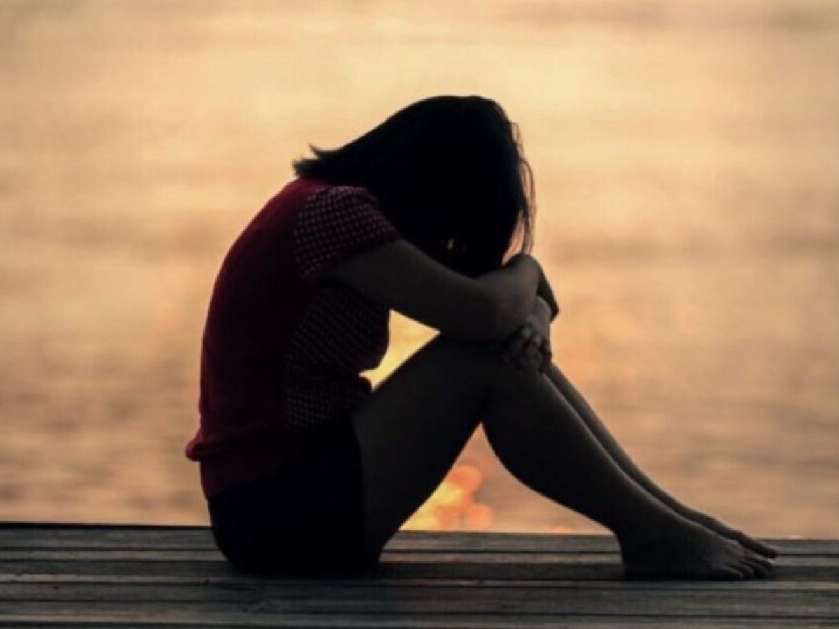 Ανήλικη κατέφυγε στην αστυνομία μετά από σφοδρό οικογενειακό καβγά – Η αφορμή η φίλη της!