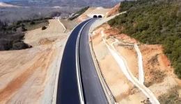 Αntistrofi-metrisi-gia-tin-paradosi