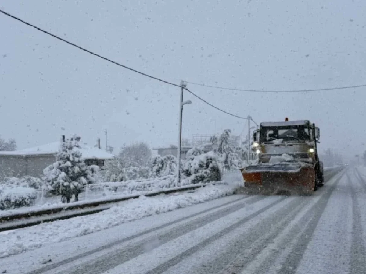 Απαραίτητες αντιολισθητικές αλυσίδες σε σημεία του οδικού δικτύου της Κεντρικής Μακεδονίας λόγω παγετού