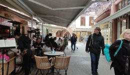 Αparetiti-i-ekdosi-adias-gia