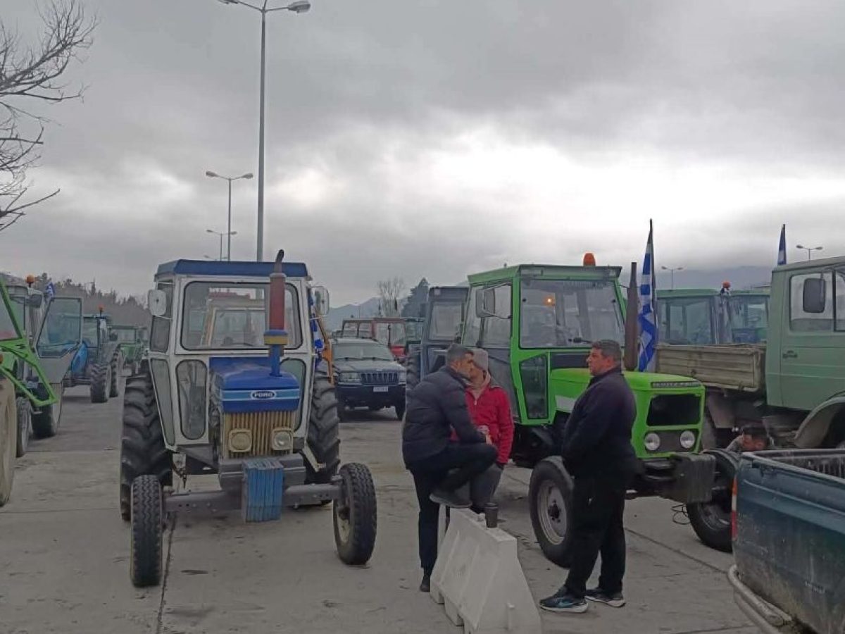 Αποχώρησαν αγρότες και κτηνοτρόφοι από το μπλόκο του Προμαχώνα