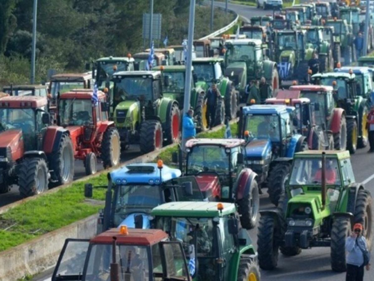 Αποχώρησαν τα τρακτέρ από τον κόμβο Νίκαιας! Ανοιχτή η εθνική οδός Βόλου – Λάρισας