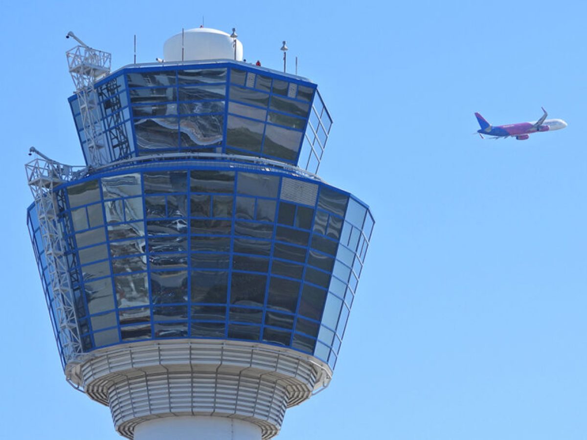 Αποκαταστάθηκε το πρόβλημα στις ραδιοσυχνότητες – Καθυστερήσεις λόγω συσσωρευμένων πτήσεων