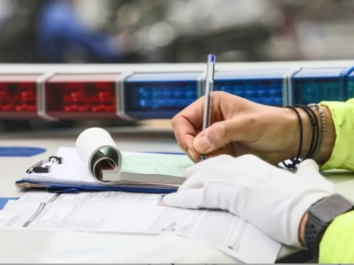 Αττική: 479 παραβάσεις για μη χρήση κράνους σε μία εβδομάδα – τι δείχνουν οι έλεγχοι της ΕΛ.ΑΣ