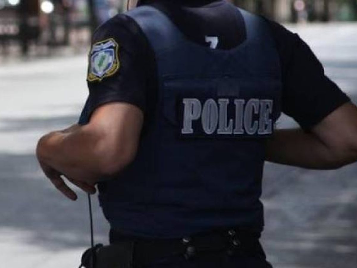 &Alpha;&chi;&alpha;ΐ&alpha;: Ά&gamma;&nu;&omega;&sigma;&tau;&omicron;&sigmaf; &pi;&upsilon;&rho;&omicron;&beta;ό&lambda;&eta;&sigma;&epsilon; &kappa;&alpha;&iota; &tau;&rho;&alpha;&upsilon;&mu;ά&tau;&iota;&sigma;&epsilon; &alpha;&nu;ή&lambda;&iota;&kappa;&omicron;&upsilon;&sigmaf;-&Mu;&epsilon;&gamma;ά&lambda;&eta; &kappa;&iota;&nu;&eta;&tau;&omicron;&pi;&omicron;ί&eta;&sigma;&eta; &tau;&eta;&sigmaf; &Alpha;&sigma;&tau;&upsilon;&nu;&omicron;&mu;ί&alpha;&sigmaf;
