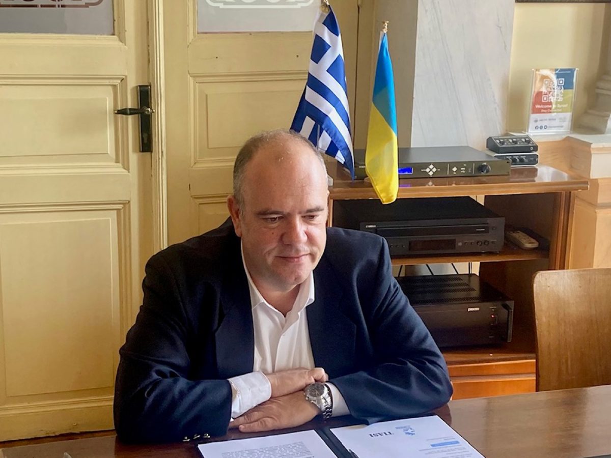 &Alpha;&delta;&epsilon;&lambda;&phi;&omicron;&pi;&omicron;ί&eta;&sigma;&eta; &tau;&omicron;&upsilon; &Delta;ή&mu;&omicron;&upsilon; &Sigma;ύ&rho;&omicron;&upsilon; &ndash; &Epsilon;&rho;&mu;&omicron;ύ&pi;&omicron;&lambda;&eta;&sigmaf; &mu;&epsilon; &tau;&omicron;&nu; &Delta;ή&mu;&omicron; Mykolaiv &tau;&eta;&sigmaf; &Omicron;&upsilon;&kappa;&rho;&alpha;&nu;ί&alpha;&sigmaf;