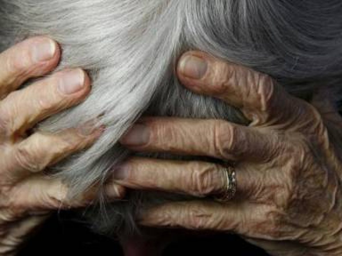 &Alpha;&gamma;&rho;ί&nu;&iota;&omicron;: Ά&rho;&pi;&alpha;&xi;&alpha;&nu; 40.000 &epsilon;&upsilon;&rho;ώ &kappa;&alpha;&iota; έ&nu;&alpha; &delta;&alpha;&chi;&tau;&upsilon;&lambda;ί&delta;&iota; &alpha;&pi;ό &sigma;&pi;ί&tau;&iota; &eta;&lambda;&iota;&kappa;&iota;&omega;&mu;έ&nu;&eta;&sigmaf; &ndash; &Delta;&iota;&kappa;&omicron;&gamma;&rho;&alpha;&phi;ί&alpha; &sigma;&epsilon; &beta;ά&rho;&omicron;&sigmaf; &tau;&epsilon;&sigma;&sigma;ά&rho;&omega;&nu; &alpha;&nu;&delta;&rho;ώ&nu;