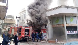 &Alpha;grinio-ti-lei-o-emporikos-2