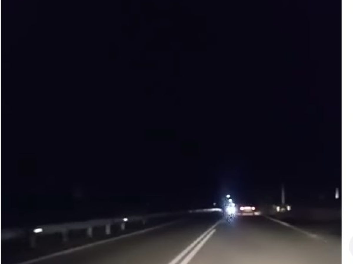 &Alpha;&nu;&alpha;&gamma;&nu;ώ&sigma;&tau;&eta;&sigmaf;: &Delta;&epsilon;&nu; &upsilon;&pi;ά&rho;&chi;&epsilon;&iota; &kappa;&alpha;&nu;έ&nu;&alpha;&sigmaf; &upsilon;&pi;&epsilon;ύ&theta;&upsilon;&nu;&omicron;&sigmaf; &gamma;&iota;&alpha; &tau;&alpha; &kappa;&alpha;&iota;&nu;&omicron;ύ&rho;&iota;&alpha; &phi;ώ&tau;&alpha; &tau;&omicron;&upsilon; &epsilon;&pi;&alpha;&rho;&chi;&iota;&alpha;&kappa;&omicron;ύ &pi;&omicron;&upsilon; &delta;&epsilon;&nu; &alpha;&nu;ά&beta;&omicron;&upsilon;&nu;;