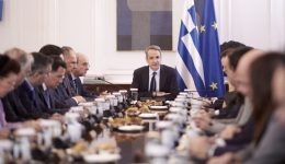 &Alpha;nakinosi-tou-ifipourgou-para-to-3