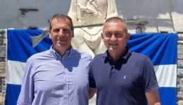 &Alpha;po-to-oli-mazi&hellip;-sto