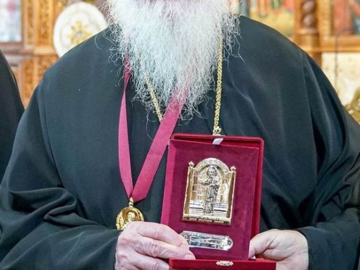 &Alpha;&pi;&omicron;&chi;&alpha;&iota;&rho;&epsilon;&tau;&omicron;ύ&mu;&epsilon; &tau;&omicron;&nu; &pi;. &Gamma;&epsilon;ώ&rho;&gamma;&iota;&omicron; &Mu;&pi;&iota;&lambda;&iota;ά&gamma;&kappa;&alpha;, &Pi;&rho;&omega;&tau;&omicron;&pi;&rho;&epsilon;&sigma;&beta;ύ&tau;&epsilon;&rho;&omicron; &tau;&omicron;&upsilon; &Omicron;&iota;&kappa;&omicron;&upsilon;&mu;&epsilon;&nu;&iota;&kappa;&omicron;ύ &Theta;&rho;ό&nu;&omicron;&upsilon;, &mu;&epsilon; &kappa;&alpha;&tau;&alpha;&gamma;&omega;&gamma;ή &alpha;&pi;ό &tau;&eta; &Sigma;&kappa;&omicron;&tau;ί&nu;&alpha;