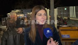 &Alpha;politi-i-ipourgos-pedias-gia