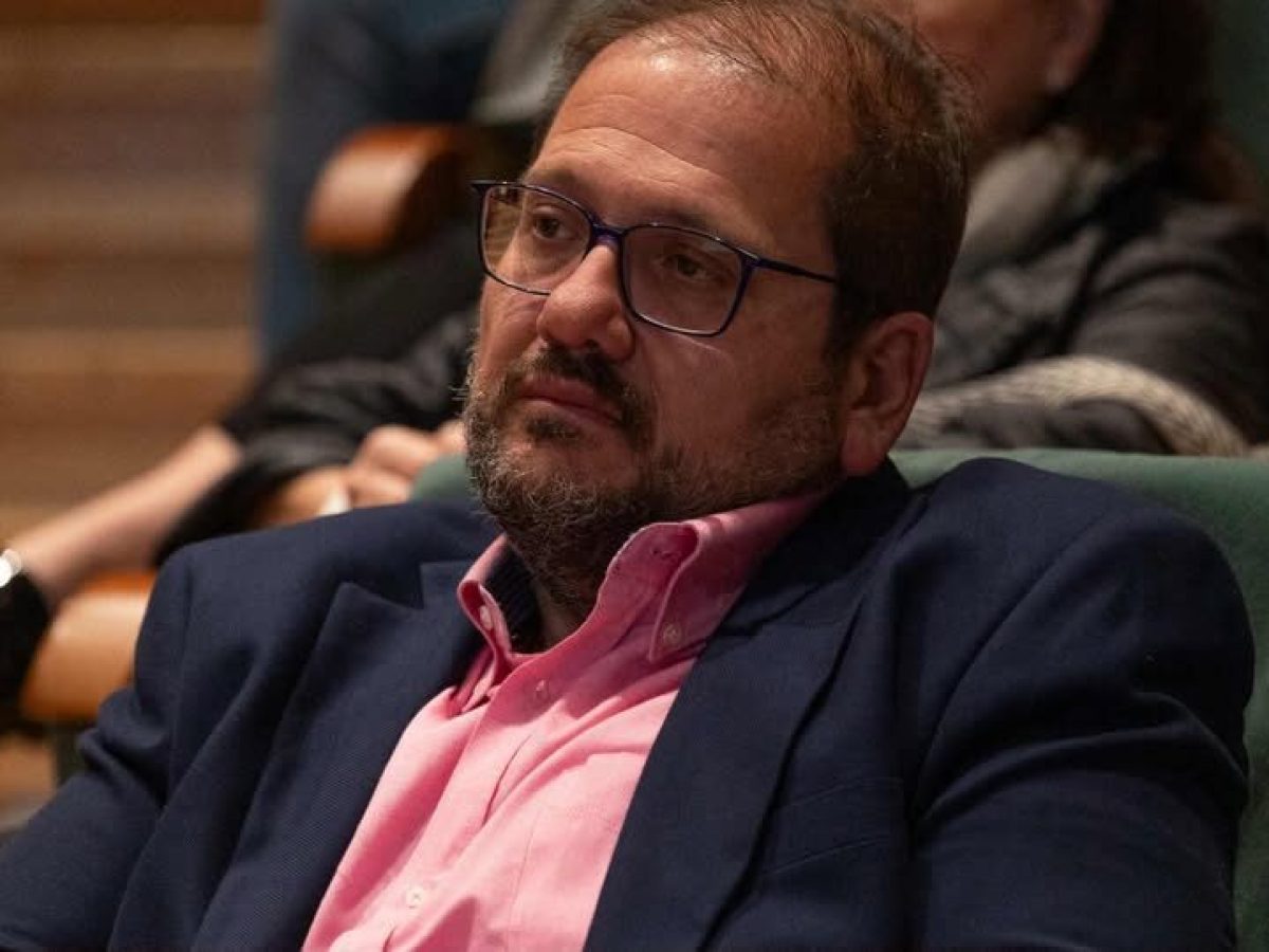 &Alpha;&pi;&omicron;&lambda;&omicron;&gamma;&iota;&sigma;&mu;ό&sigmaf; &tau;&eta;&sigmaf; 2&epsilon;&tau;ή&sigmaf; &Phi;&omicron;&rho;&omicron;&epsilon;&iota;&sigma;&pi;&rho;&alpha;&kappa;&tau;&iota;&kappa;ή&sigmaf; &Pi;&omicron;&lambda;&iota;&tau;&iota;&kappa;ή&sigmaf; &tau;&eta;&sigmaf; &Delta;&iota;&omicron;ί&kappa;&eta;&sigma;&eta;&sigmaf; &Xi;&upsilon;&pi;ό&lambda;&upsilon;&tau;&alpha;&hellip;&tau;&omicron;&upsilon; &Beta;&alpha;&gamma;&gamma;έ&lambda;&eta; &Alpha;&upsilon;&lambda;ή&tau;&eta;.