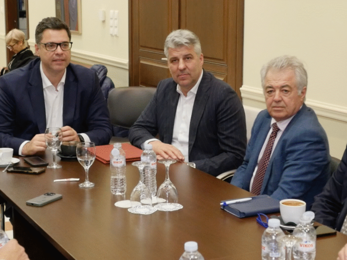 &Alpha;&theta;&alpha;&nu;ά&sigma;&iota;&omicron;&sigmaf; &Kappa;&omicron;&nu;&tau;&omicron;&gamma;&epsilon;ώ&rho;&gamma;&eta;&sigmaf;&nbsp;&alpha;&pi;ό&nbsp;&Alpha;&lambda;&epsilon;&xi;&alpha;&nu;&delta;&rho;&omicron;ύ&pi;&omicron;&lambda;&eta;: &Delta;&epsilon;&sigma;&mu;&epsilon;ύ&sigma;&epsilon;&iota;&sigmaf; &gamma;&iota;&alpha; &nu;&epsilon;&rho;ό, &alpha;&pi;&omicron;&zeta;&eta;&mu;&iota;ώ&sigma;&epsilon;&iota;&sigmaf; &kappa;&alpha;&iota; &laquo;&Epsilon;&Beta;&Rho;&Omicron;&Sigma; &Mu;&Epsilon;&Tau;&Alpha;&raquo;