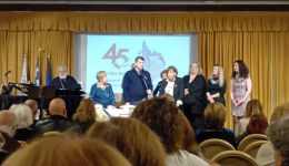 45-chronia-prosforas-me-epitichia-2