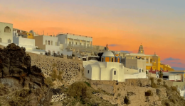 Airbnb-sto-egeo-se-santorini