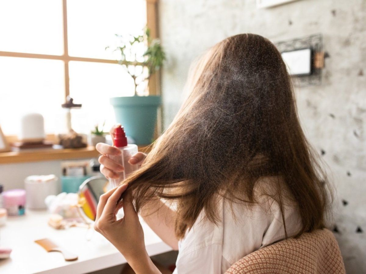 Dry Shampoo: 5 tips για σωστή χρήση