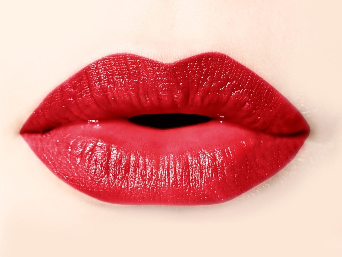 Lip Tint: 3 λάθη που πρέπει να σταματήσεις να κάνεις κατά την εφαρμογή του