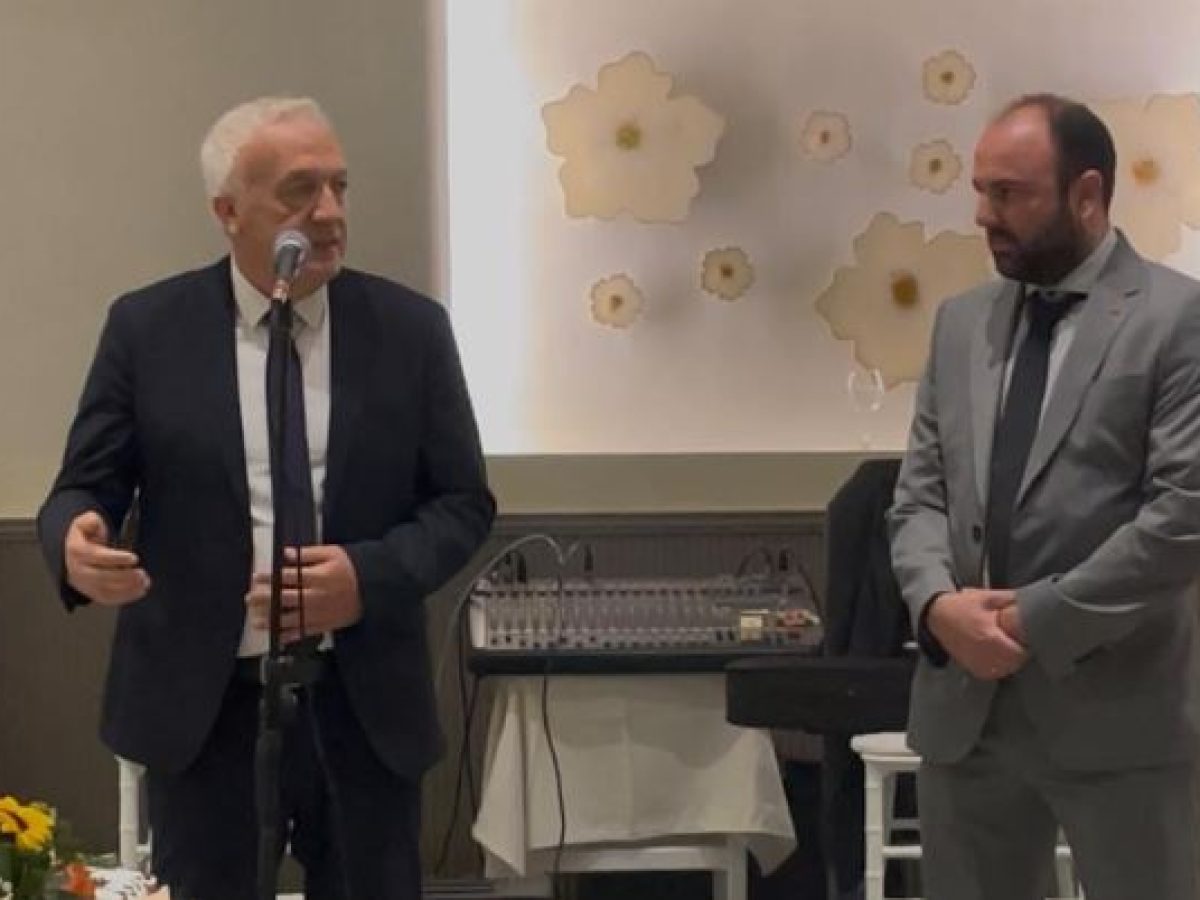 M KAΦΟΥΡΟΣ: Με ιδιαίτερη χαρά και τιμή παραυρέθηκα σήμερα στην κοπή της πρωτοχρονιάτικης πίτας του Ιδρύματος Λούλας και Ευάγγελου Νομικού