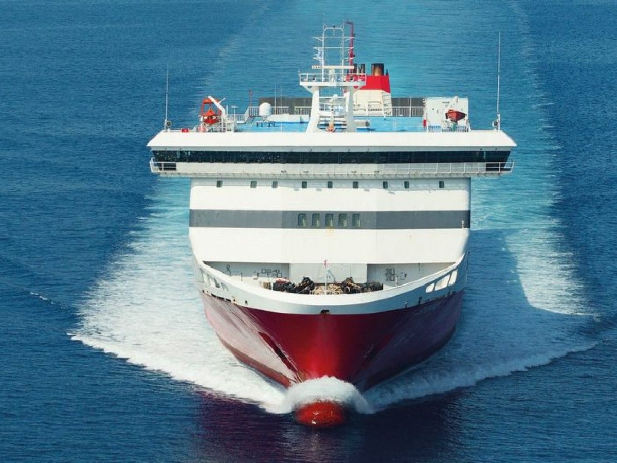 SUPERFAST FERRIES: Απευθείας σύνδεση Bari – Σάμης από τον Ιούνιο