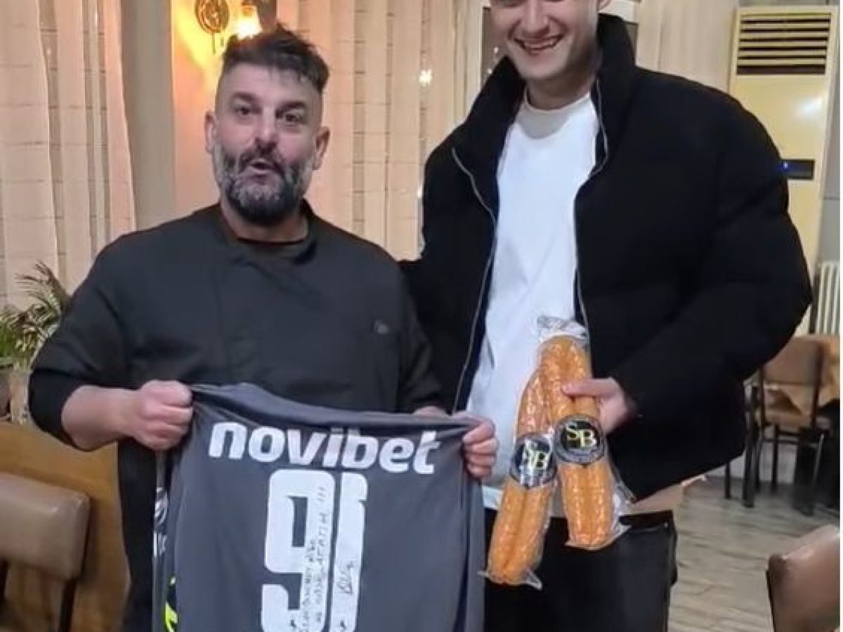 Sexy Butcher από το Γριζάνο : ο κρεοπώλης που ταΐζει πρωταθλητές και σερβίρει γέλιο με το κιλό