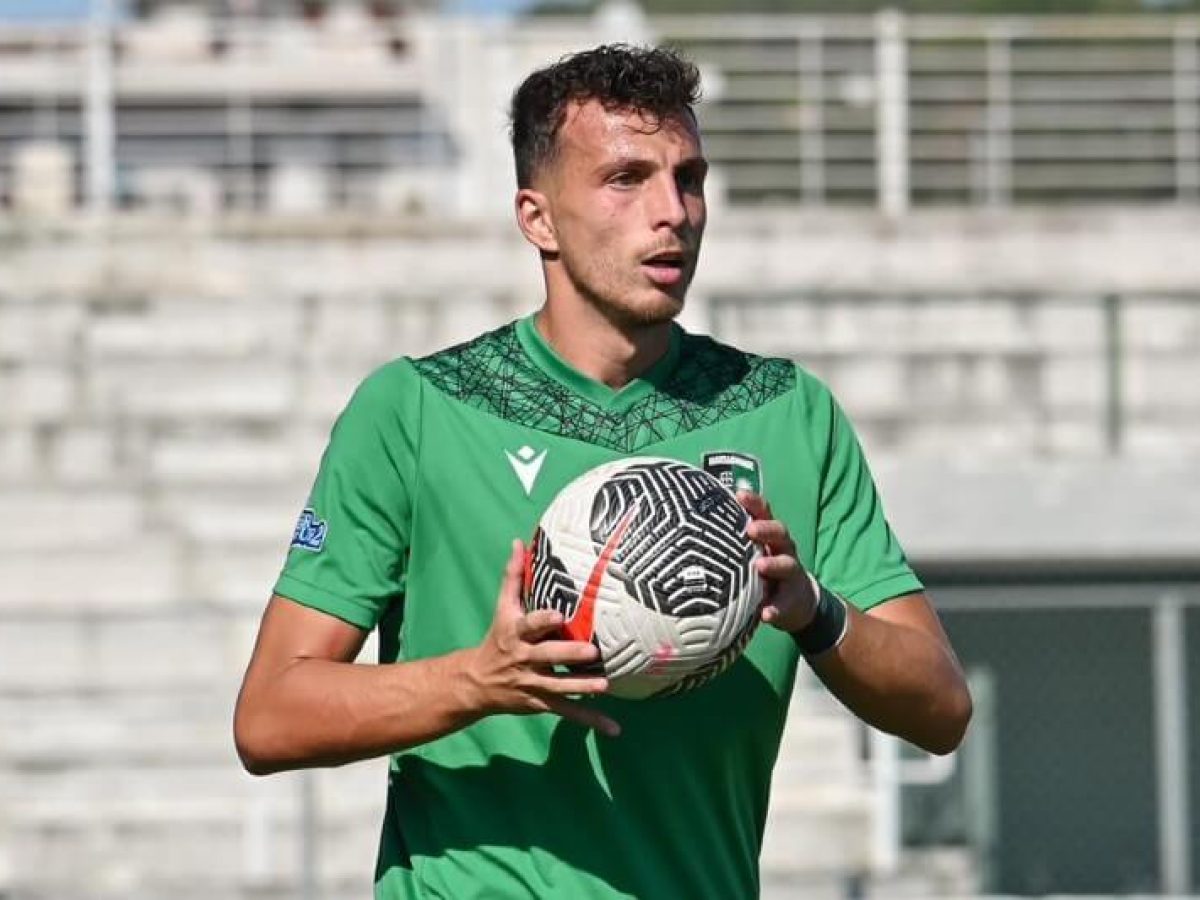 Super League 2: Μετά από μια πενταετία επιτυχιών με τον Μακεδονικό στα Χανιά συνεχίζει ο Ξανθιώτης μπακ Φεϊζή Χασάνογλου