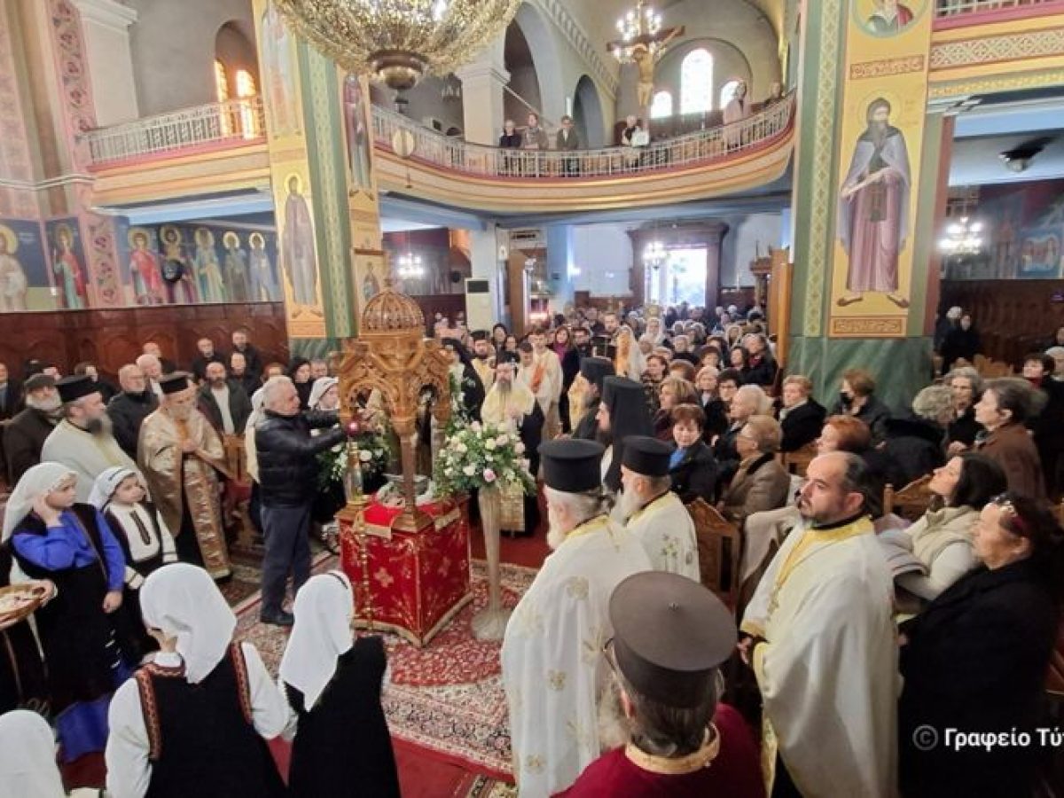 T&alpha; &Iota;&epsilon;&rho;ά &Lambda;&epsilon;ί&psi;&alpha;&nu;&alpha; &tau;&omega;&nu; &Alpha;&gamma;ί&omega;&nu; &Rho;&alpha;&phi;&alpha;ή&lambda; &Nu;&iota;&kappa;&omicron;&lambda;ά&omicron;&upsilon; &kappa;&alpha;&iota; &Epsilon;&iota;&rho;ή&nu;&eta;&sigmaf; &sigma;&tau;&omicron;&nu; &Iota;.&Nu;. &tau;&eta;&sigmaf; &Alpha;&gamma;ί&alpha;&sigmaf; &Tau;&rho;&iota;ά&delta;&alpha;&sigmaf;