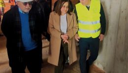 To-fthinoporo-anamenete-na-paradothi