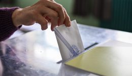 aftodiikitikes-ekloges-2028-me-ilektroniki-psifo-1