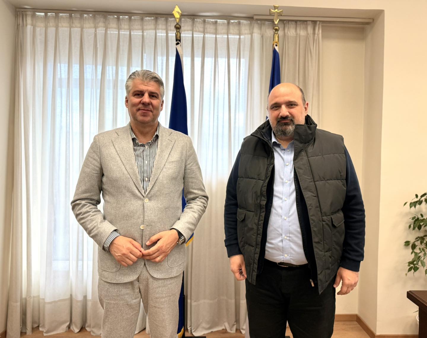 ch.-topsidis-ipodechthike-ton-voulefti