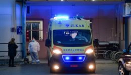 chalkida-mia-diamachi-metaxi-ginekon