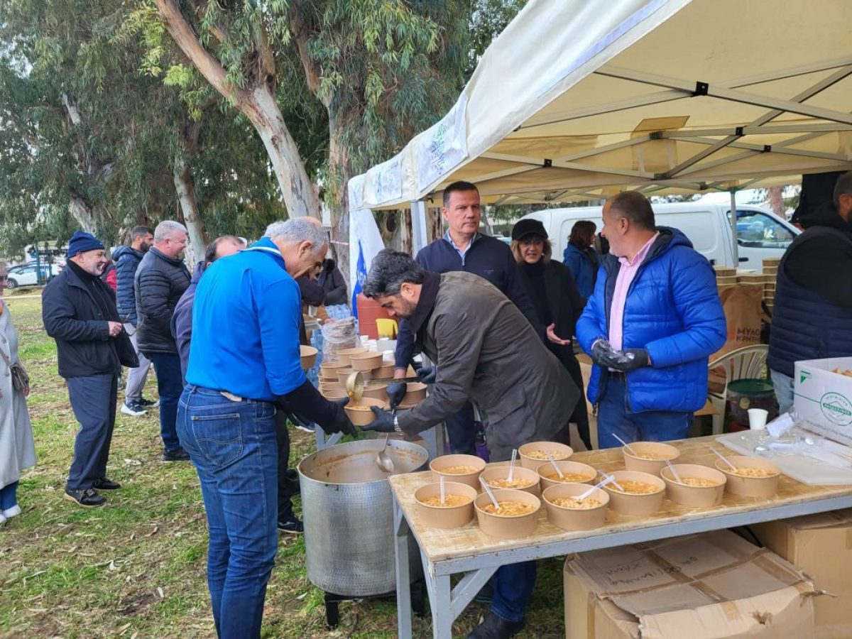 Χανιά: Κούλουμα με παραδοσιακά κεράσματα και πολύ κέφι στους Αγίους Αποστόλους