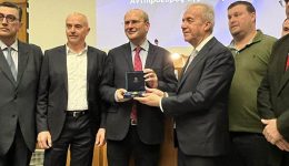 chatzidakis-apo-pirgo-enischisi-exostrefias