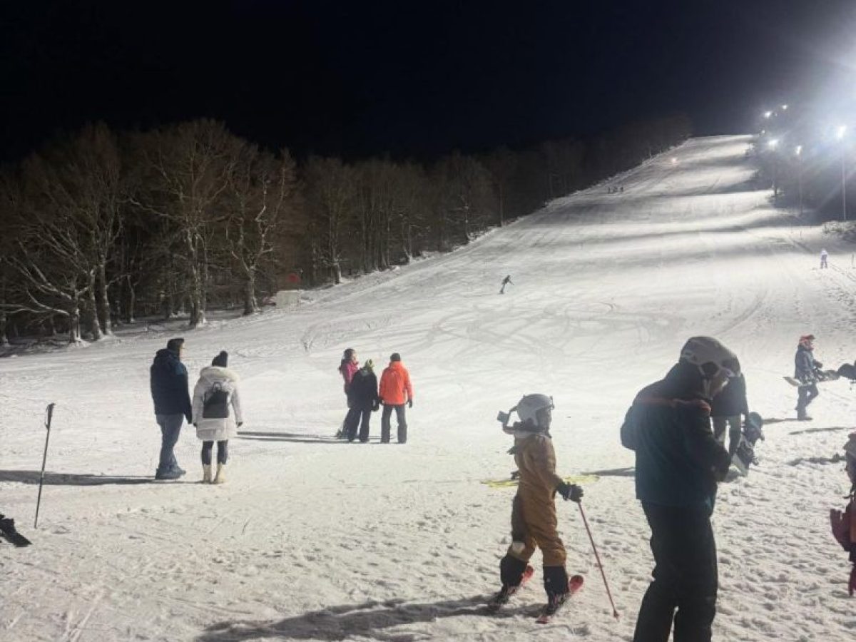 Χιονοδρομικό Κέντρο Λαϊλιάς: Άρση απαγόρευσης κυκλοφορίας- Κανονικά απόψε η βραδιά νυχτερινού σκι