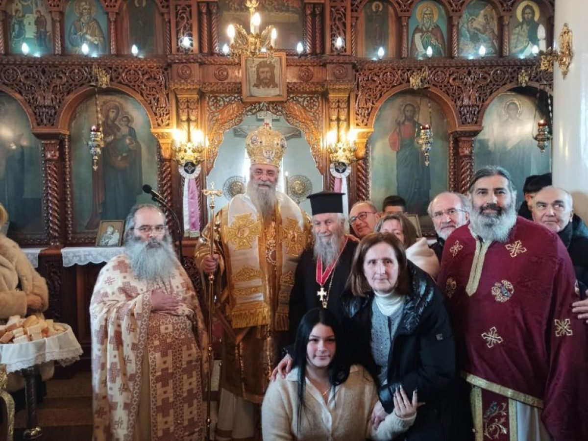 Χειροτονία νέου κληρικού και τιμητική διάκριση κληρικού στο Μαυρόβατο Από την Ιερά Μητρόπολη Δράμας