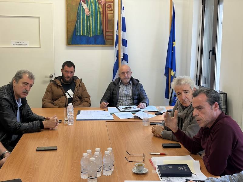 chora-sfakion-stin-teliki-efthia-2
