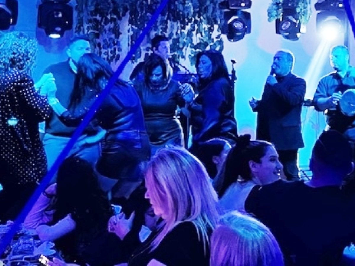 Χορός και κοπή πίτας Ένωσης Αγιοπετριτών Αττικής