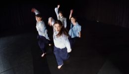 chorotheatriki-parastasi-ECHOES-theatro