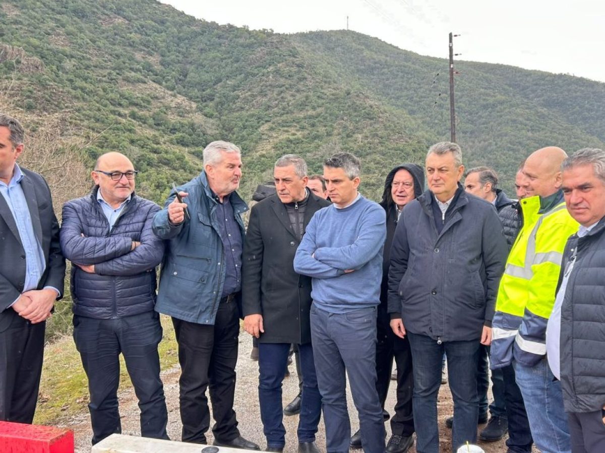 Χρίστος Δήμας: Σε εξέλιξη τα έργα αποκατάστασης του οδικού δικτύου στη Θεσσαλία (ΦΩΤΟ)