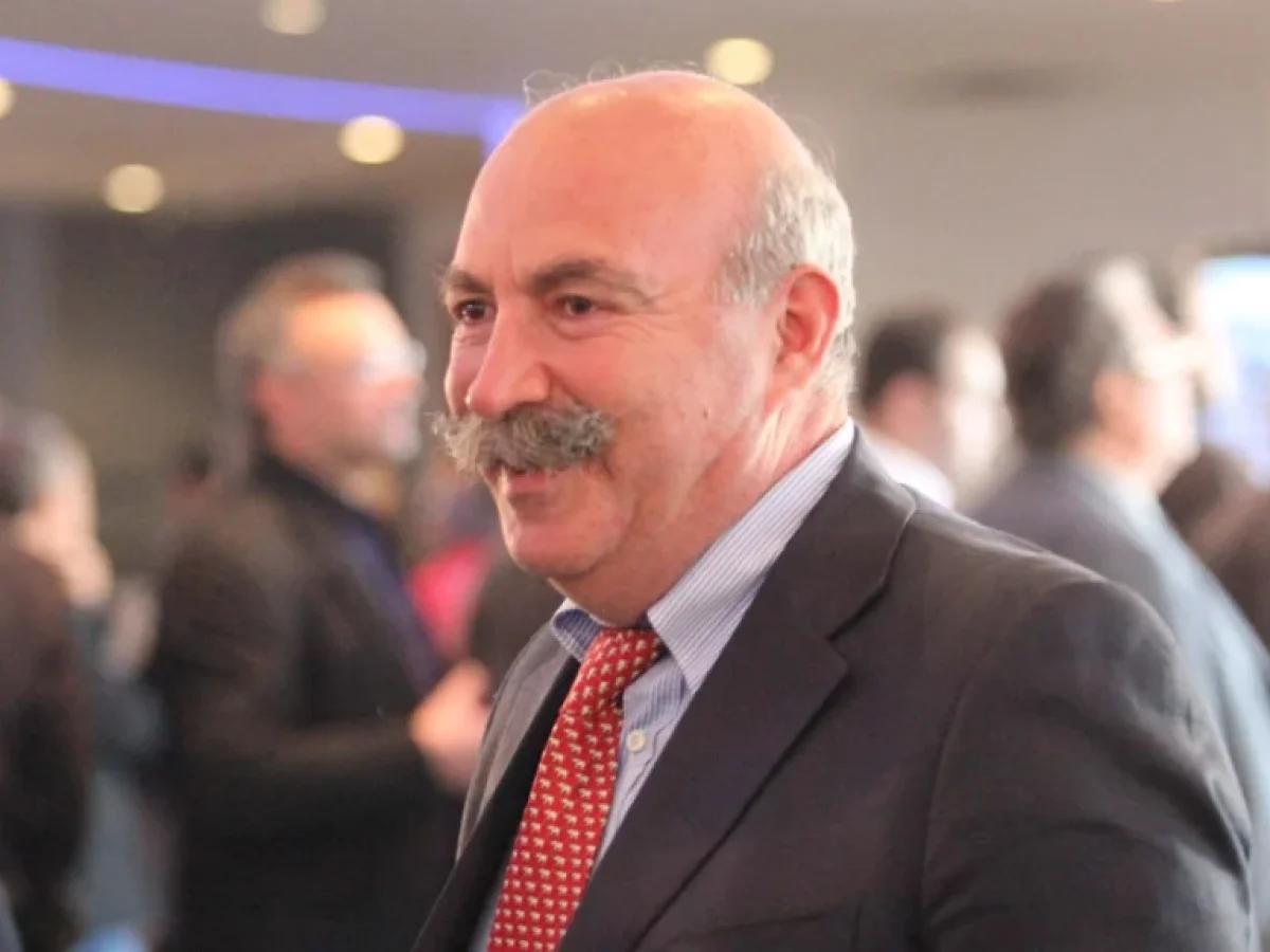 Χρήστος Μαυρίκης: Πυροβόλησε στον αέρα και ταμπουρώθηκε στο σπίτι του στα Σπάτα