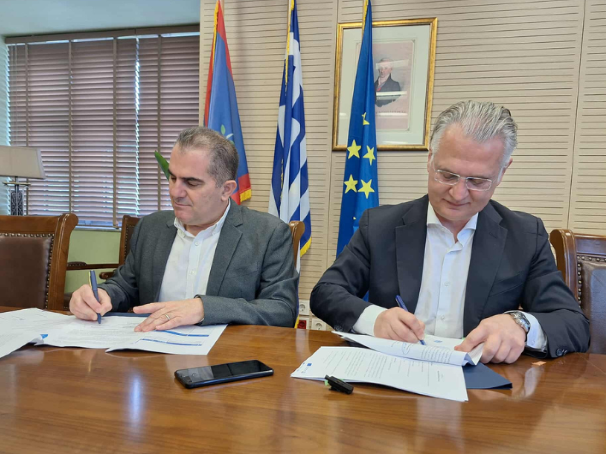 Δ. Πτωχός- Θ. Βασιλόπουλος: Έπεσαν οι υπογραφές για αναβάθμιση Σταδίου και κατασκευή Δημοτικού Ειδικού Σχολείου