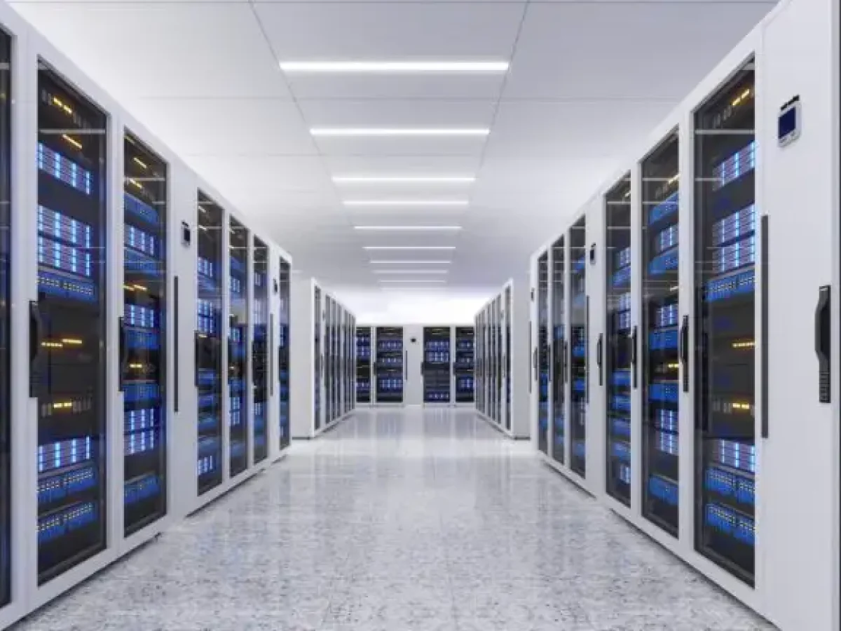 &Delta;&Epsilon;&Eta;: &laquo;&Alpha;&nu;&omicron;ί&gamma;&epsilon;&iota; &tau;&omicron;&nu; &delta;&rho;ό&mu;&omicron;&raquo; &gamma;&iota;&alpha; &tau;&omicron; &mu;&epsilon;&gamma;ά&lambda;&omicron; data center &sigma;&tau;&eta;&nu; &Kappa;&omicron;&zeta;ά&nu;&eta; &kappa;&alpha;&iota; &kappa;&alpha;&lambda;&epsilon;ί &tau;&epsilon;&chi;&nu;&omicron;&lambda;&omicron;&gamma;&iota;&kappa;&omicron;ύ&sigmaf; &epsilon;&tau;&alpha;ί&rho;&omicron;&upsilon;&sigmaf; &sigma;&epsilon; &sigma;&upsilon;&nu;&epsilon;&rho;&gamma;&alpha;&sigma;ί&alpha;