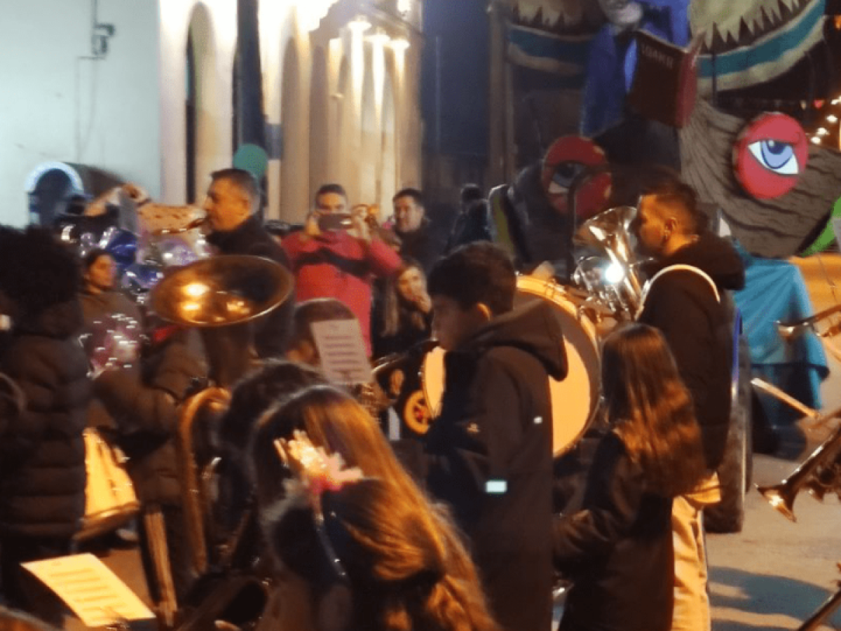 Δεν λείπει ούτε το σκάνδαλο του ΟΠΕΚΕΠΕ από τη σάτιρα του Καρναβαλιού της Χωριστής