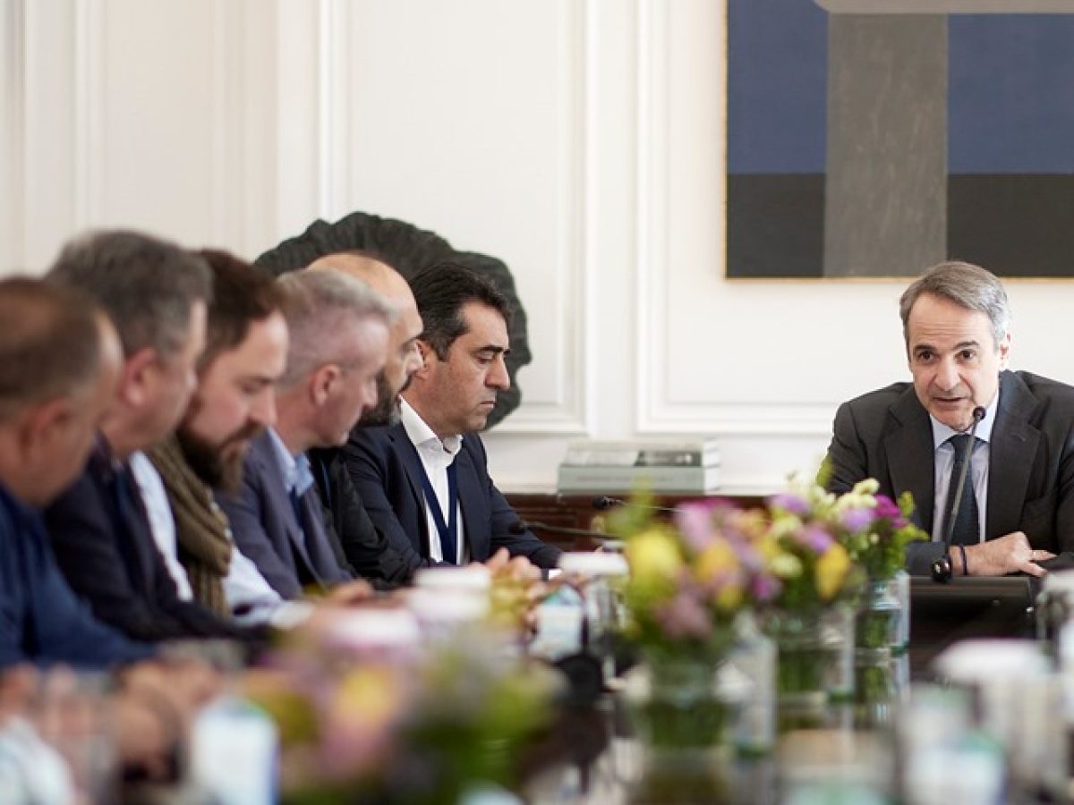 Δέσμευση Μητσοτάκη για στήριξη  της ελληνικής κτηνοτροφίας και  ανασύσταση ζωικών κεφαλαίων  Στη συνάντηση ο πρόεδρος του Συλλόγου Κτηνοτρόφων Κ. Νευροκοπίου Χρ. Τσέρνιος