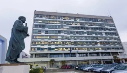 diadiktiaki-enimerosi-mathiton-gia-tis