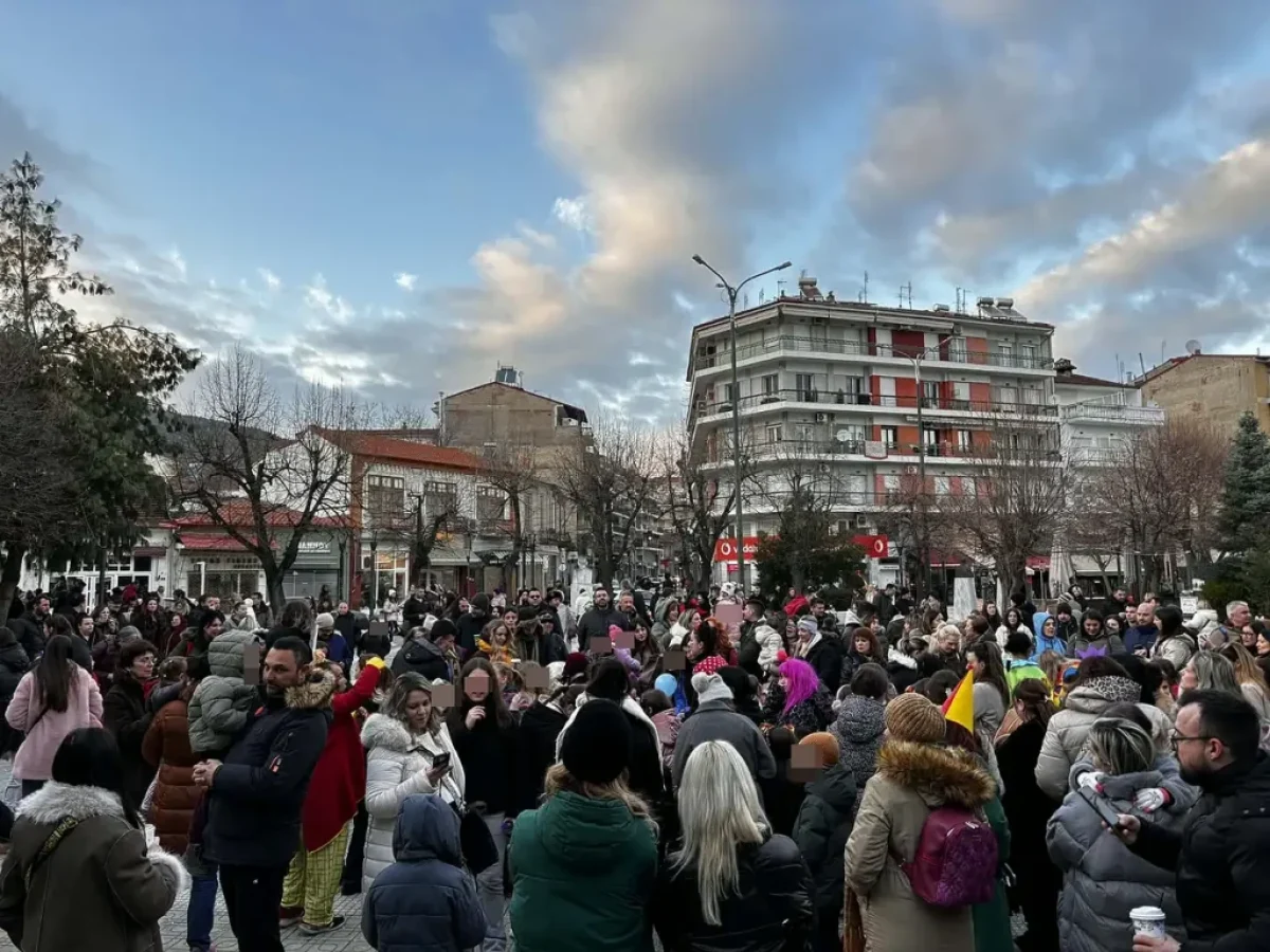 &Delta;&iota;ή&mu;&epsilon;&rho;&omicron; &Alpha;&pi;&omicron;&kappa;&rho;&iota;ά&sigmaf; &kappa;&alpha;&iota; &Kappa;&alpha;&theta;&alpha;&rho;ά&sigmaf; &Delta;&epsilon;&upsilon;&tau;έ&rho;&alpha;&sigmaf; &alpha;&pi;ό &tau;&omicron;&nu; &Delta;ή&mu;&omicron; &Phi;&lambda;ώ&rho;&iota;&nu;&alpha;&sigmaf;