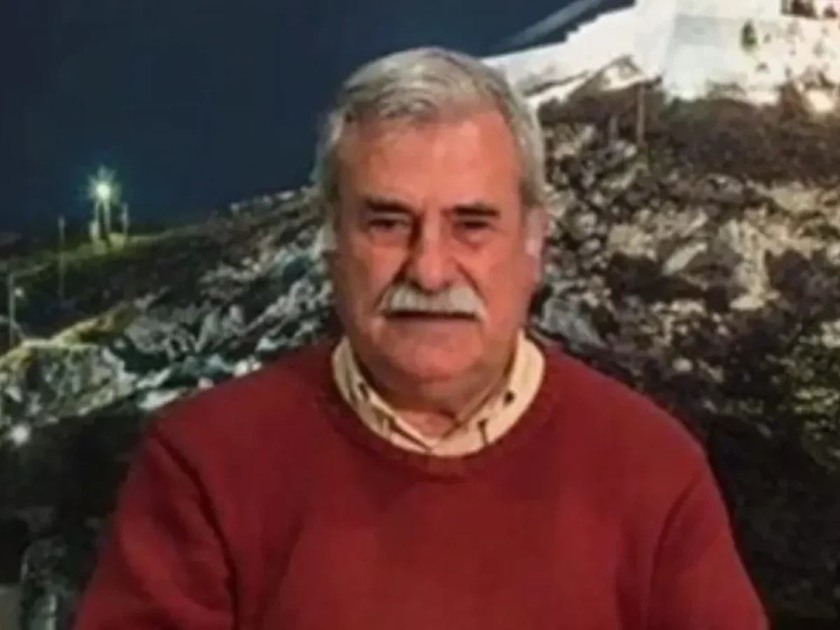 &Delta;&eta;&mu;ή&tau;&rho;&eta;&sigmaf; Ή&sigma;&upsilon;&chi;&omicron;&sigmaf;: &Alpha;&pi;ό &tau;&eta;&nu; &Alpha;&rho;&chi;&iota;&tau;&epsilon;&kappa;&tau;&omicron;&nu;&iota;&kappa;ή, &sigma;&tau;&alpha; &Alpha;&mu;&pi;έ&lambda;&iota;&alpha; &kappa;&alpha;&iota; &sigma;&tau;&alpha; &Iota;&sigma;&tau;&omicron;&rho;&iota;&kappa;ά &Alpha;&rho;&chi;&epsilon;ί&alpha;